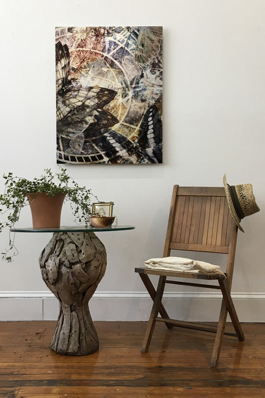The Power of In-Situ Photos for Online Art Presentation