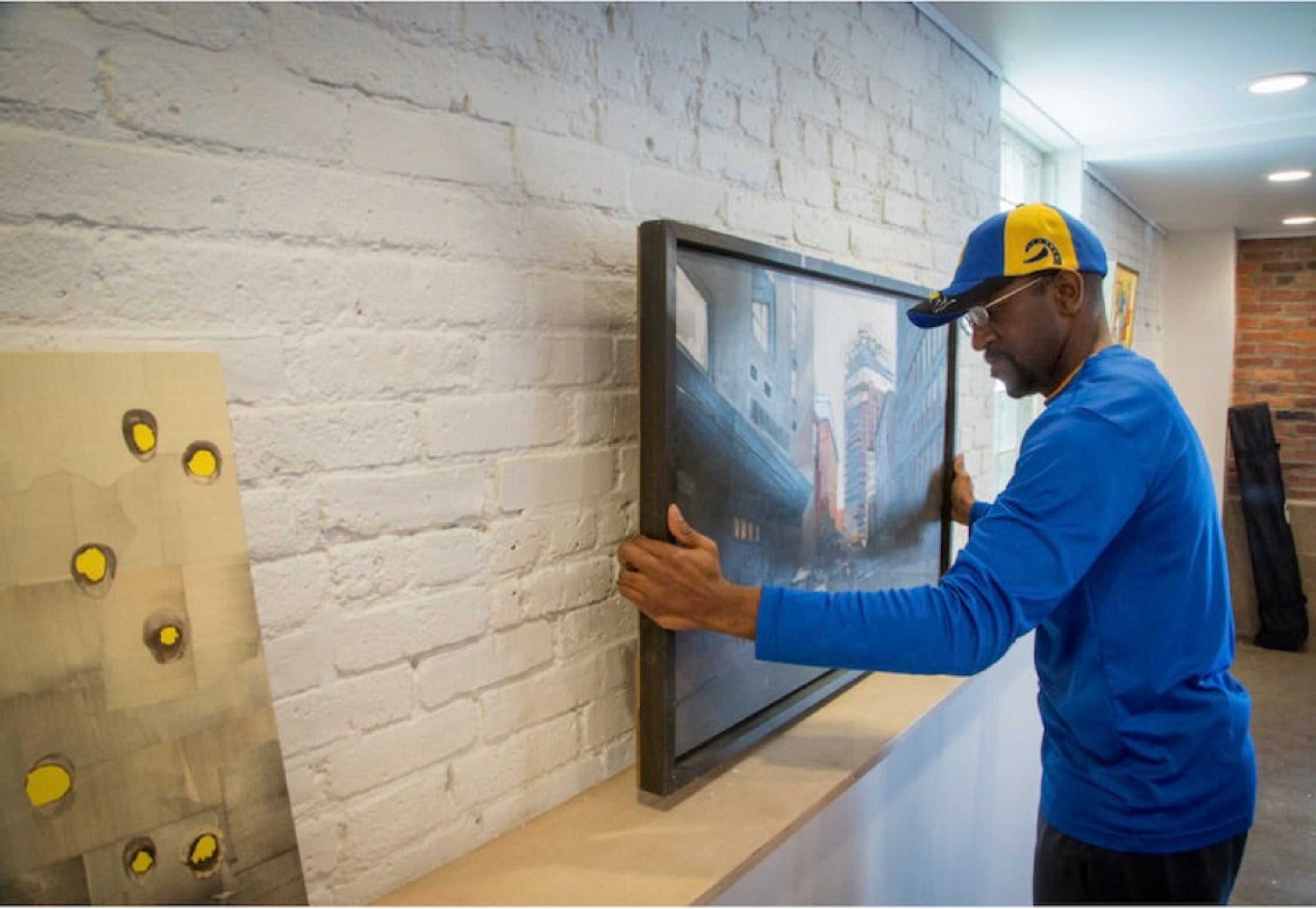 How to Get the Most Out of Your Picture Hanging System