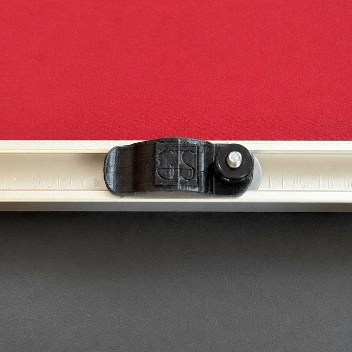clip for metal frames using hanging systems