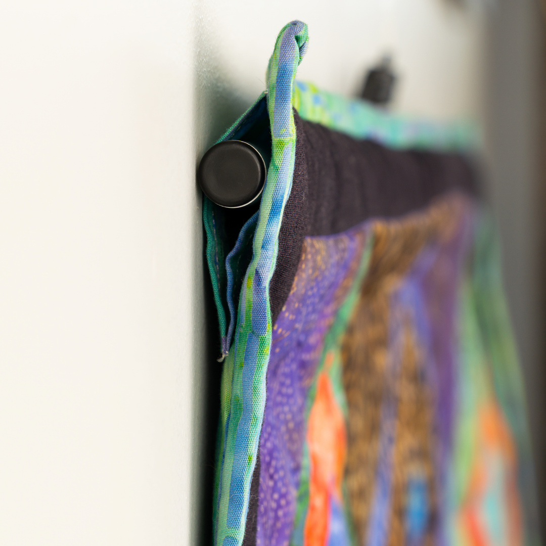 Hang It Dang It Quilt Hanger